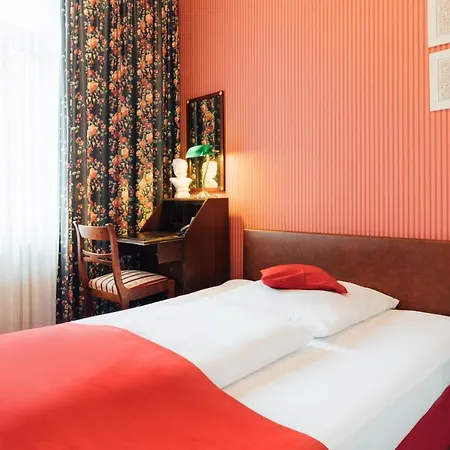 Kleine In Ruhiger Stadtlage Hotel Wiesbaden