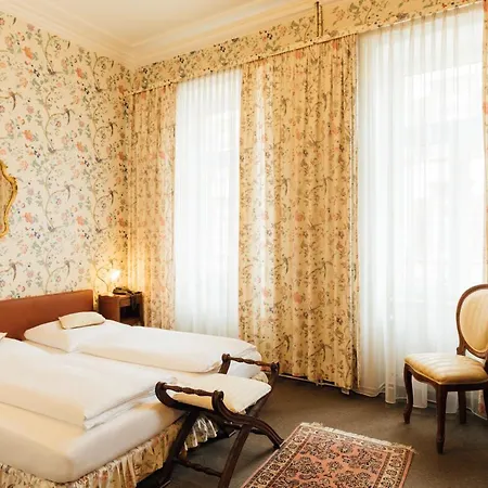 Hotel Das Kleine Hotel In Ruhiger Stadtlage Wiesbaden
