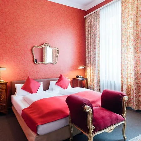 Das Kleine Hotel In Ruhiger Stadtlage
