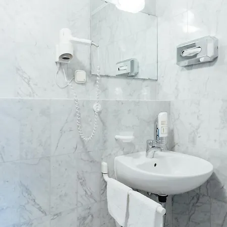 Kleine In Ruhiger Stadtlage Hotel 3*