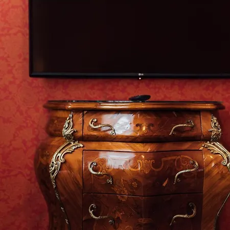 Kleine In Ruhiger Stadtlage Hotel Wiesbaden