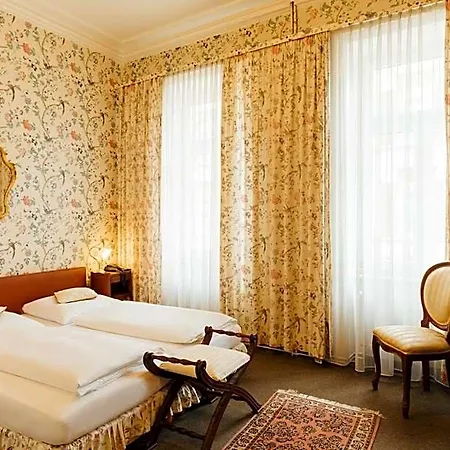 Das Kleine Hotel In Ruhiger Stadtlage Wiesbaden