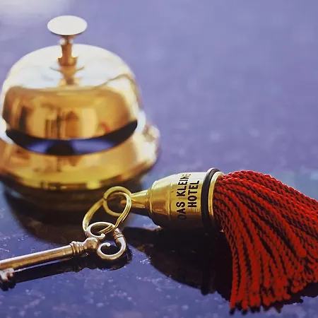 Kleine In Ruhiger Stadtlage 3* Wiesbaden