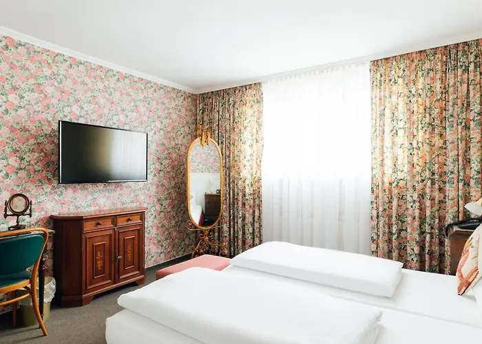 Kleine In Ruhiger Stadtlage Wiesbaden