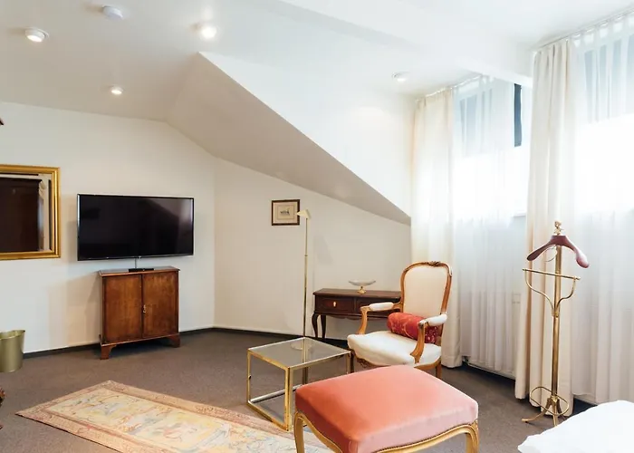 Kleine In Ruhiger Stadtlage Hotel Wiesbaden