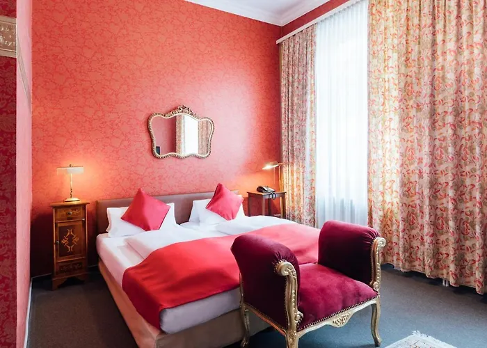 Kleine In Ruhiger Stadtlage