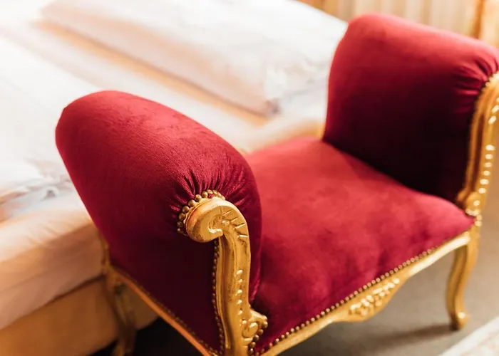 Hotel Kleine In Ruhiger Stadtlage 3*