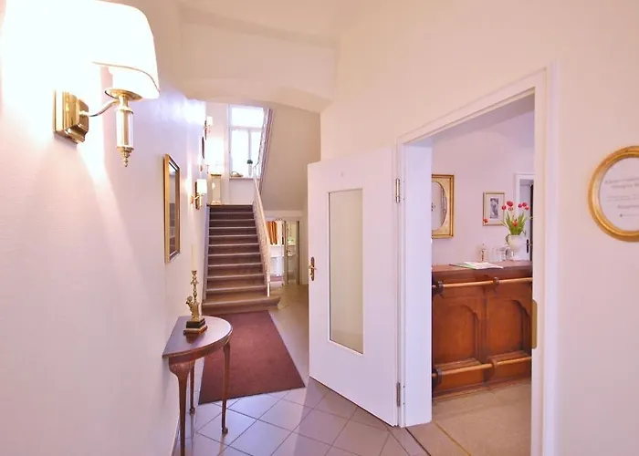 Kleine In Ruhiger Stadtlage Hotel